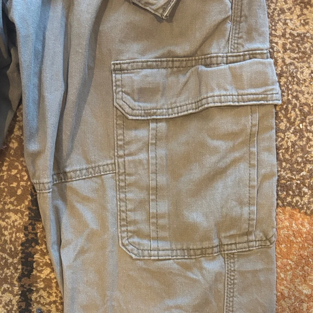 Wrangler Relaxed Fit 30x30 Gray/green utility grungecore Cargo Pants
